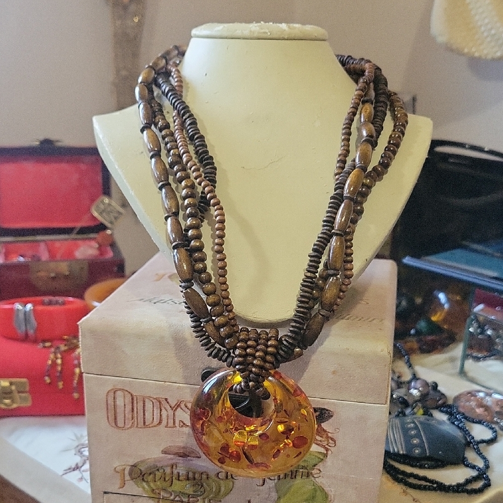 Vintage Wood & Lucite Statement Necklace